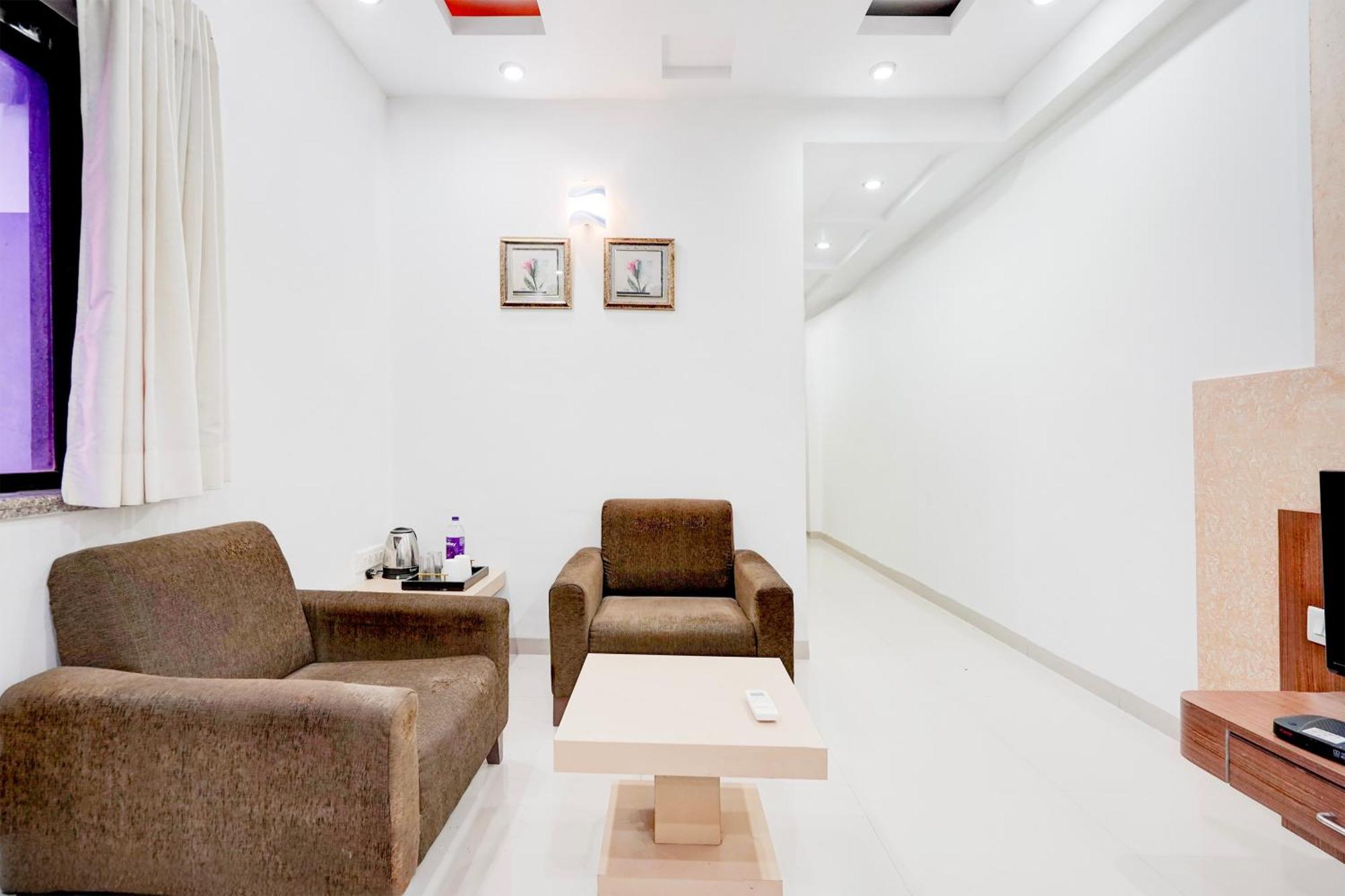 Super Townhouse Mg Road Porbandar Formerly Hotel Harmony Exterior foto